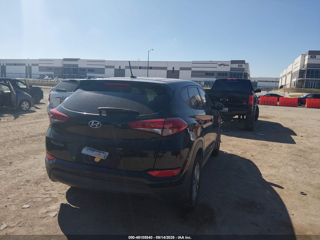 2016 Hyundai Tucson SE photo 4