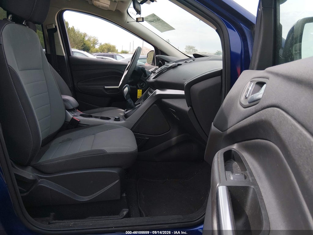 2016 Ford Escape SE photo 5