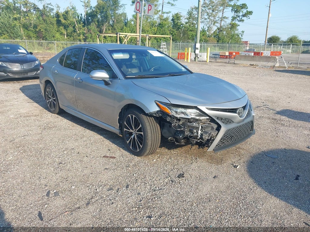 TOYOTA CAMRY 2020