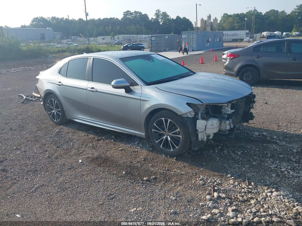 TOYOTA CAMRY 2020