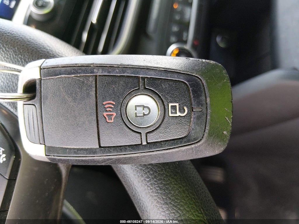 2020 Ford Escape SE photo 11
