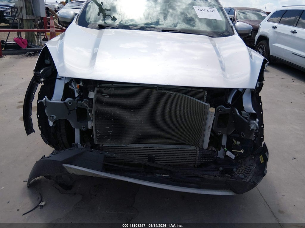 2020 Ford Escape SE photo 6