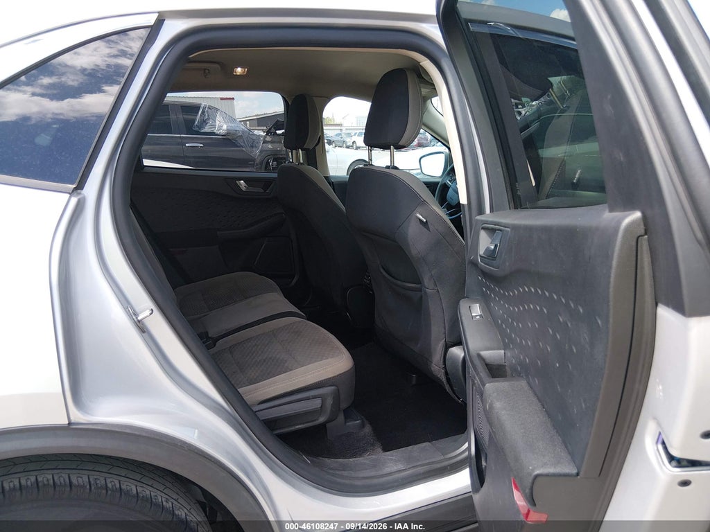 2020 Ford Escape SE photo 8