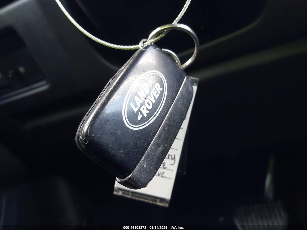 2018 Land Rover Discovery Sport HSE LUX photo 11