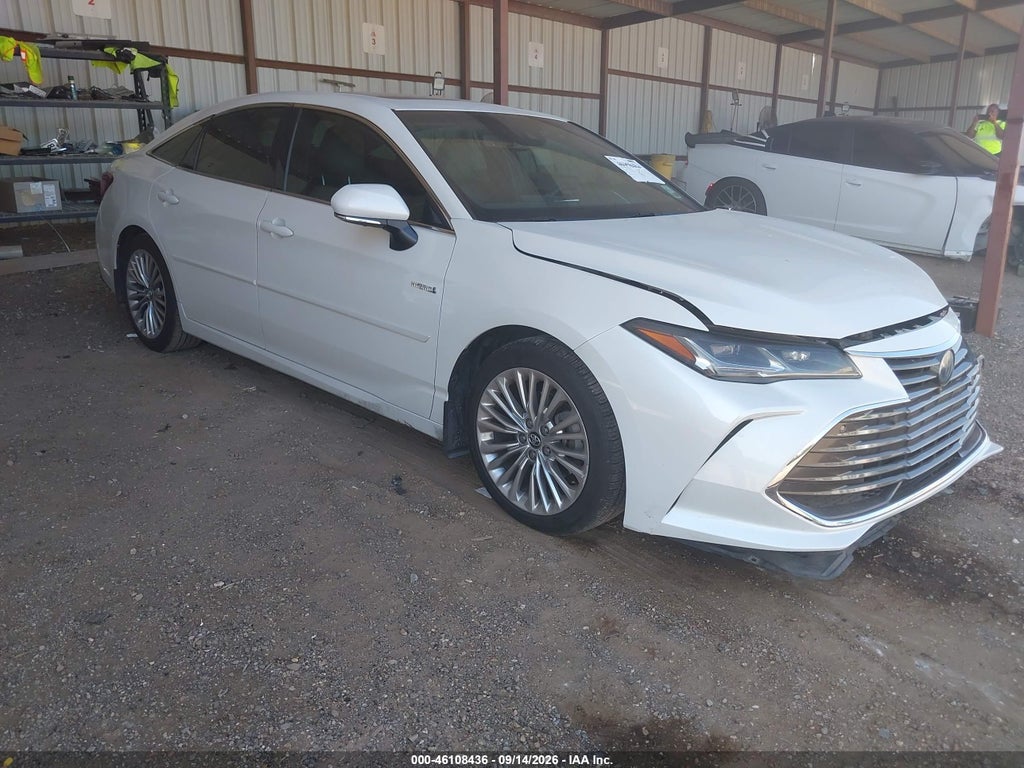 TOYOTA AVALON HYBRID 2020