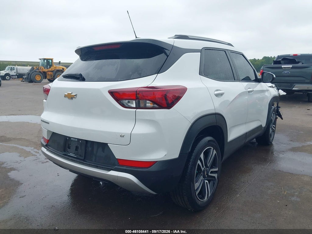 2023 Chevrolet Trailblazer FWD LT photo 4