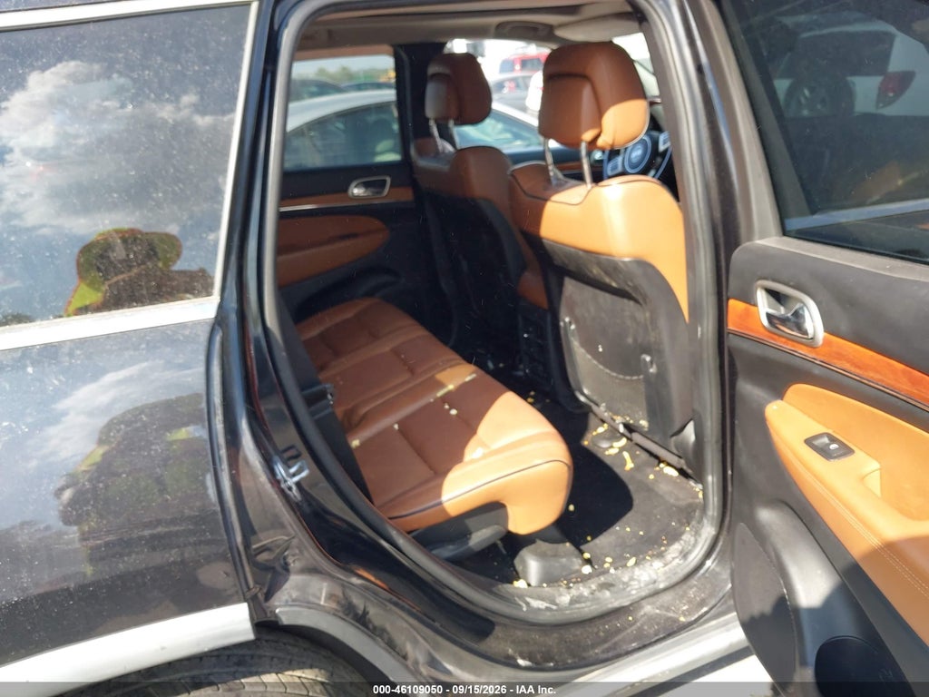 2011 Jeep Grand Cherokee Overland photo 8