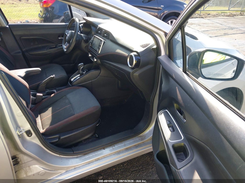 2020 Nissan Versa SR Xtronic CVT photo 5