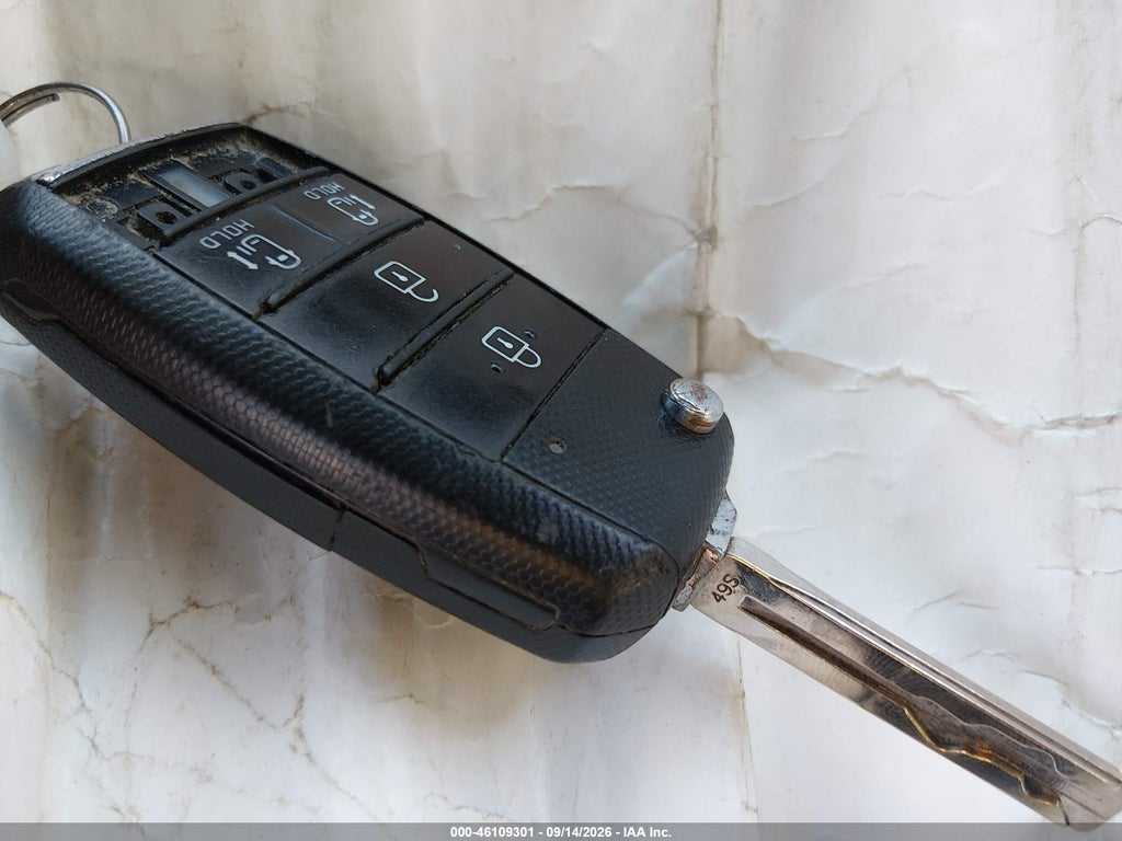 2016 Kia Sedona LX photo 11