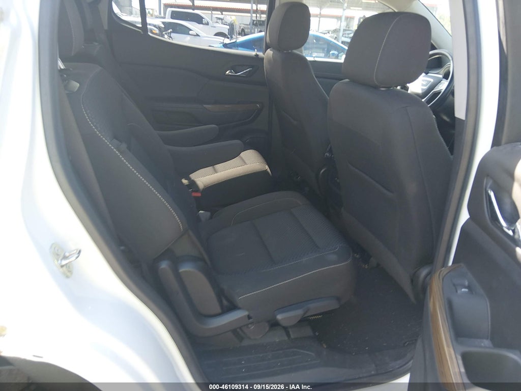 2021 GMC Acadia FWD SLE photo 8