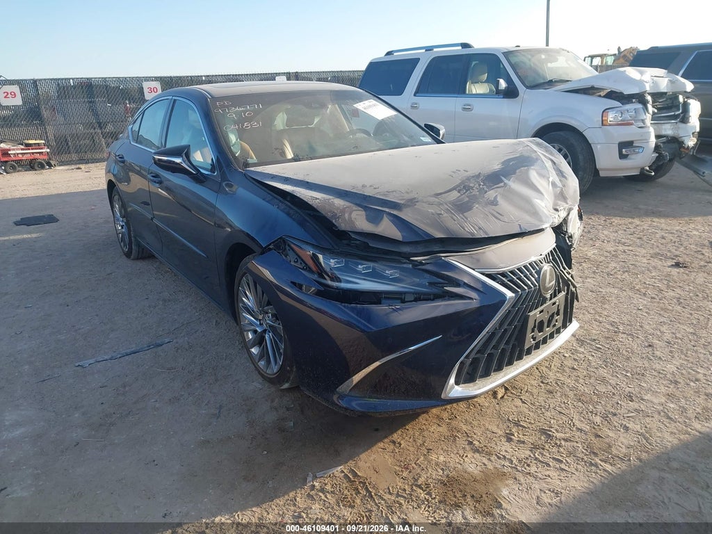 LEXUS ES 300H 2024