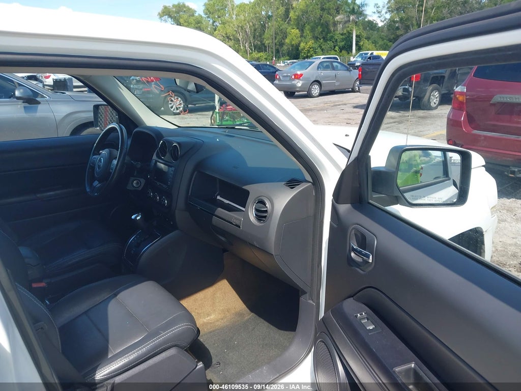 2016 Jeep Patriot High Altitude Edition photo 5