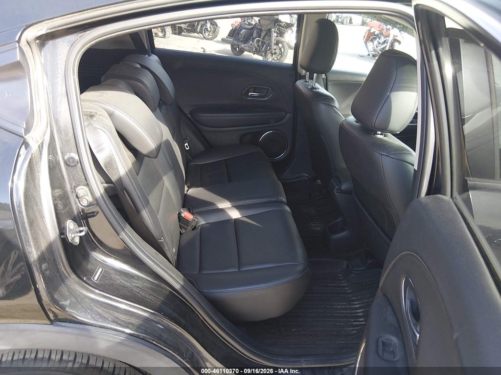 2017 Honda HR-V EX-L photo 8