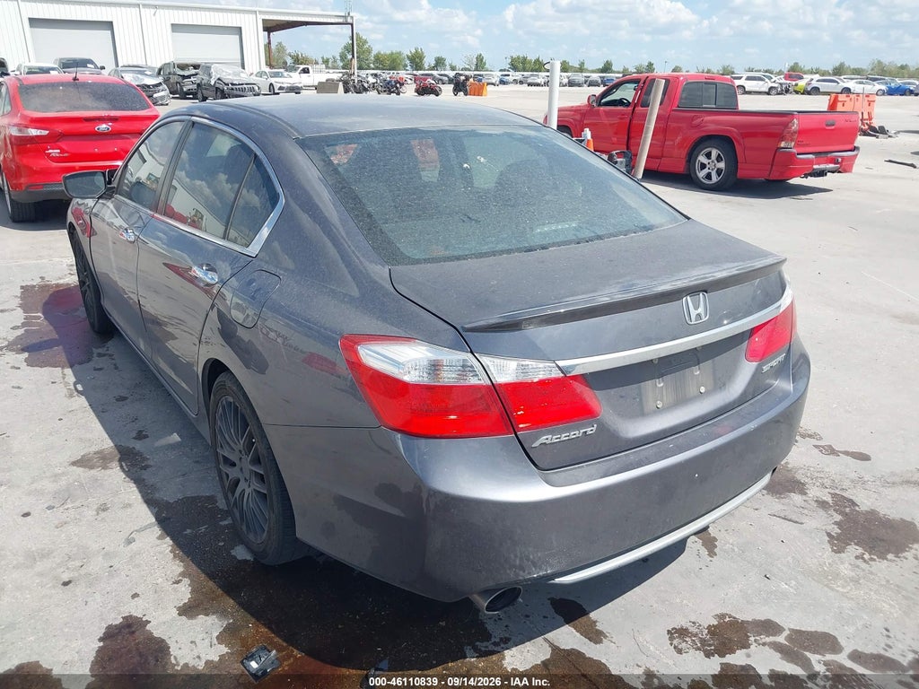 2015 Honda Accord Sport photo 3