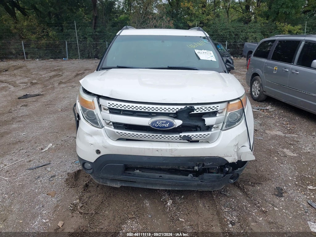 2012 Ford Explorer XLT photo 6