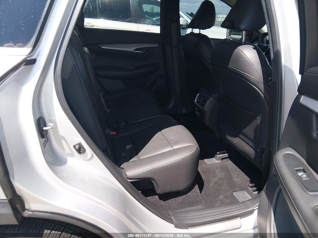 2019 Infiniti QX50 Luxe photo 8