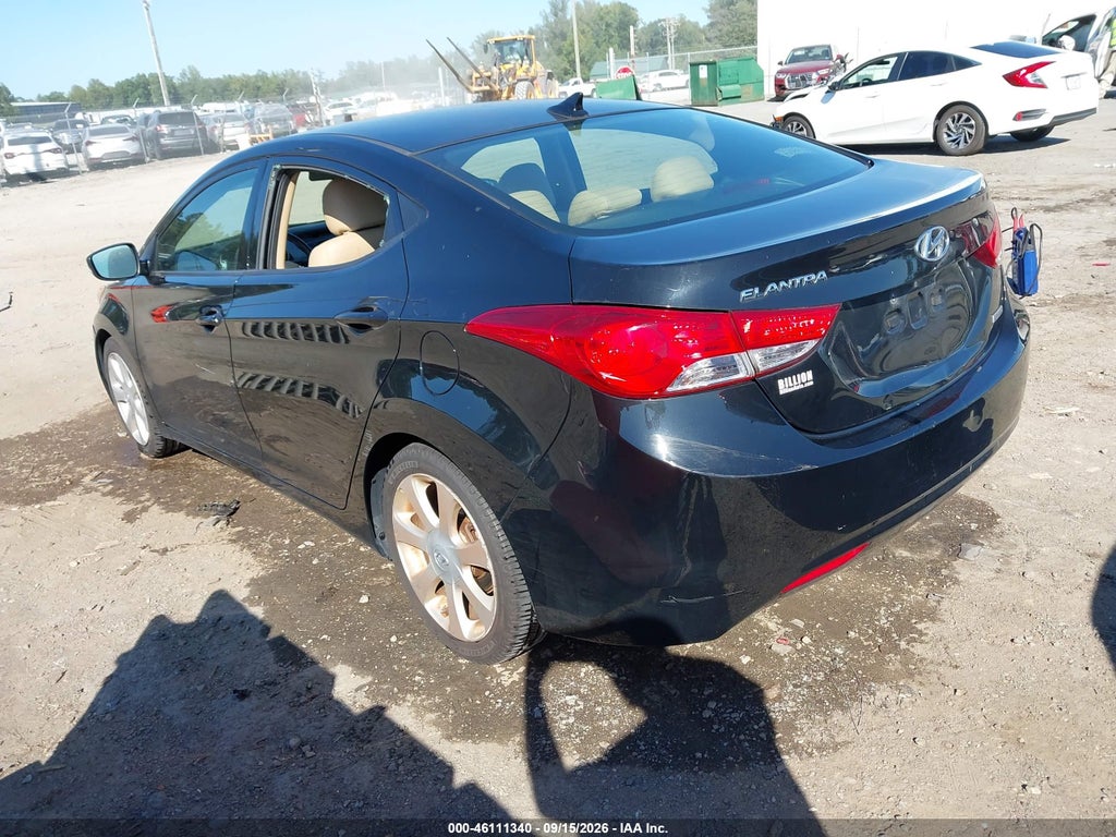 2013 Hyundai Elantra Limited photo 3