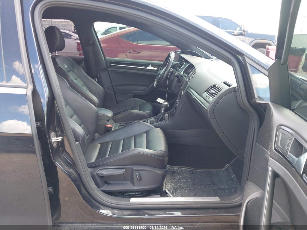 2017 Volkswagen Golf R 4-Door W/DCC Navigation photo 5