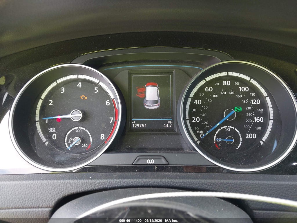 2017 Volkswagen Golf R 4-Door W/DCC Navigation photo 7