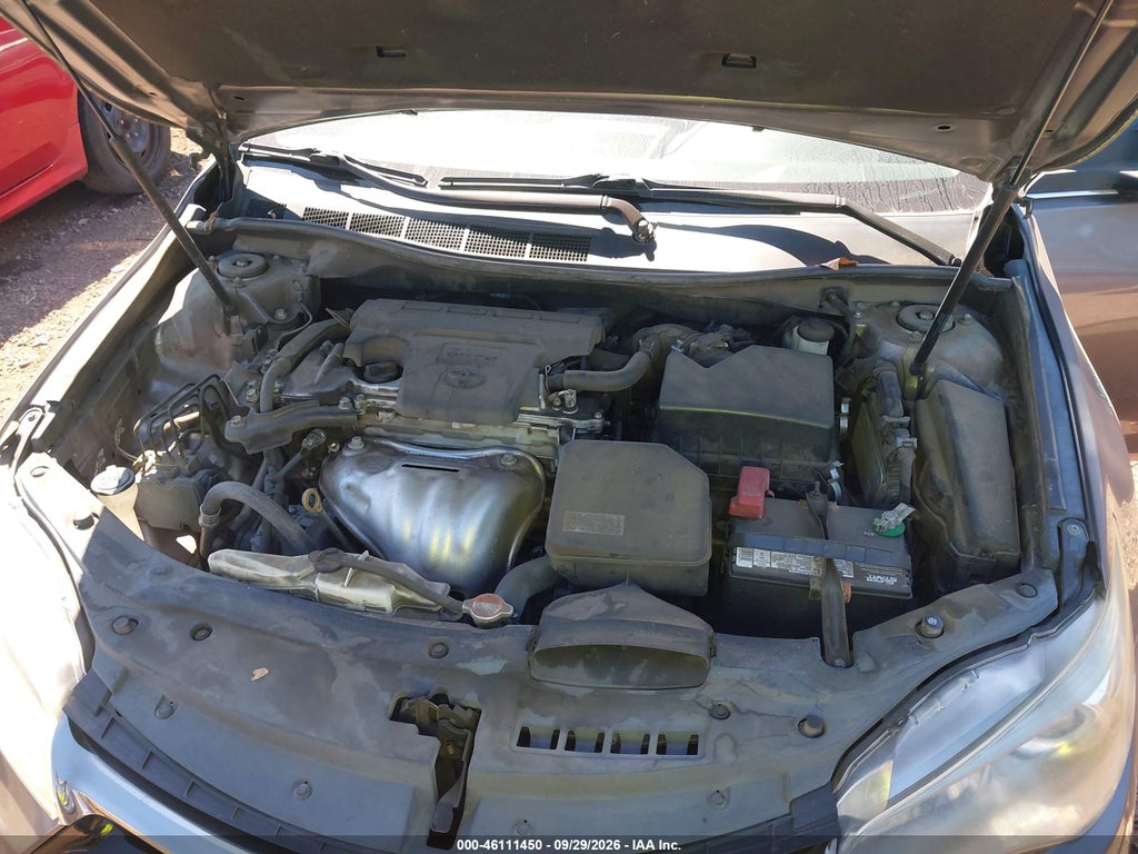 2016 Toyota Camry XSE photo 10