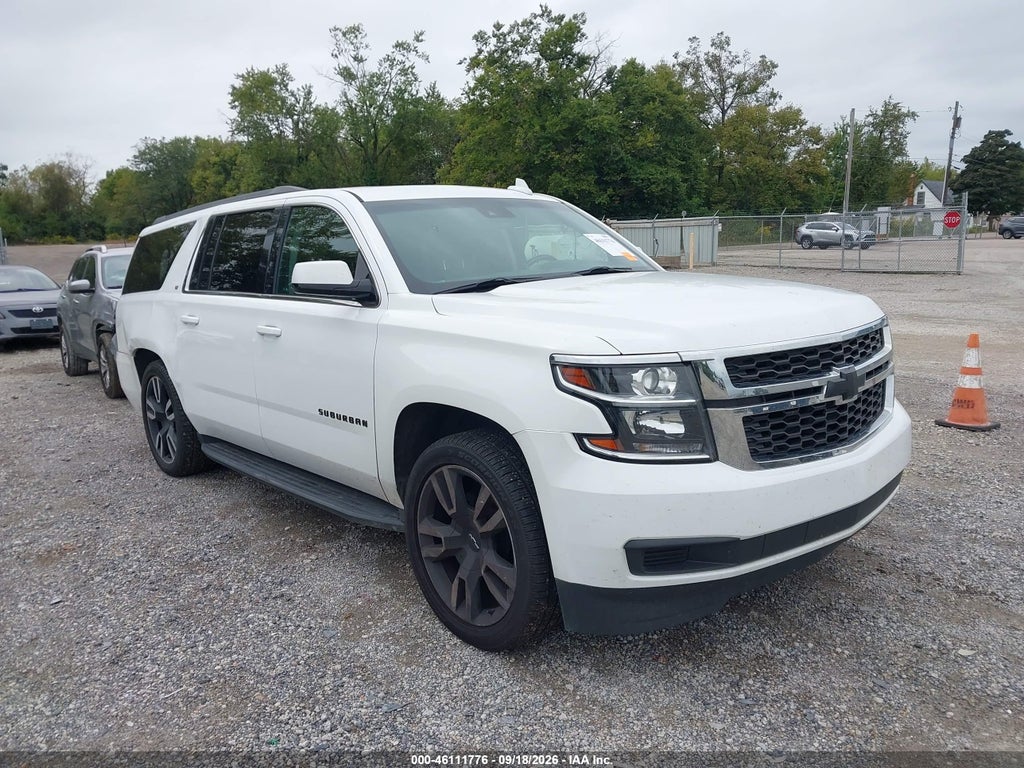 2019 Chevrolet Suburban LT photo 1
