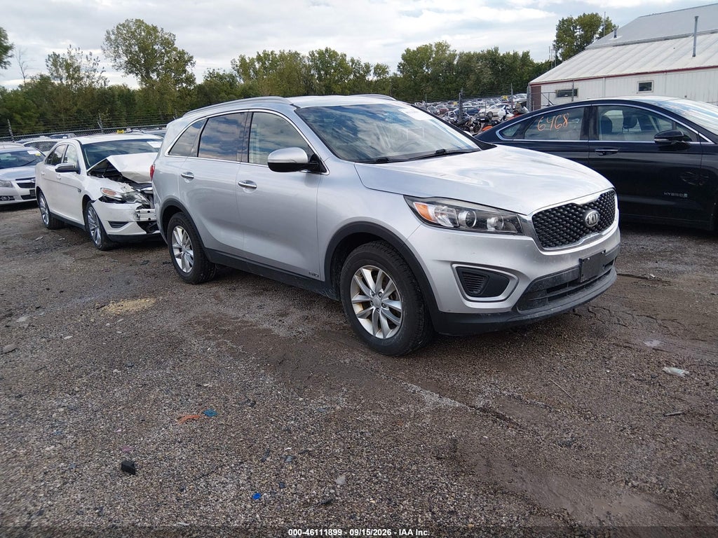 2017 Kia Sorento 2.4L LX photo 1