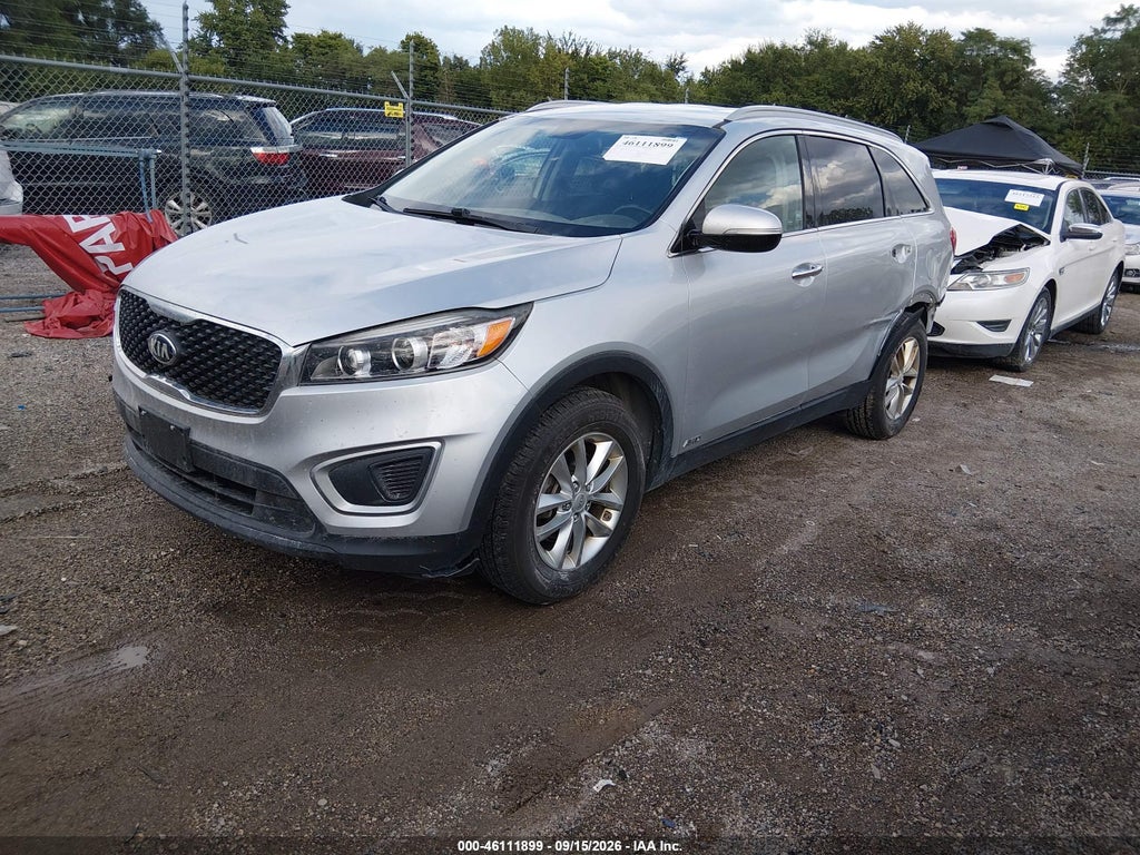 2017 Kia Sorento 2.4L LX photo 2