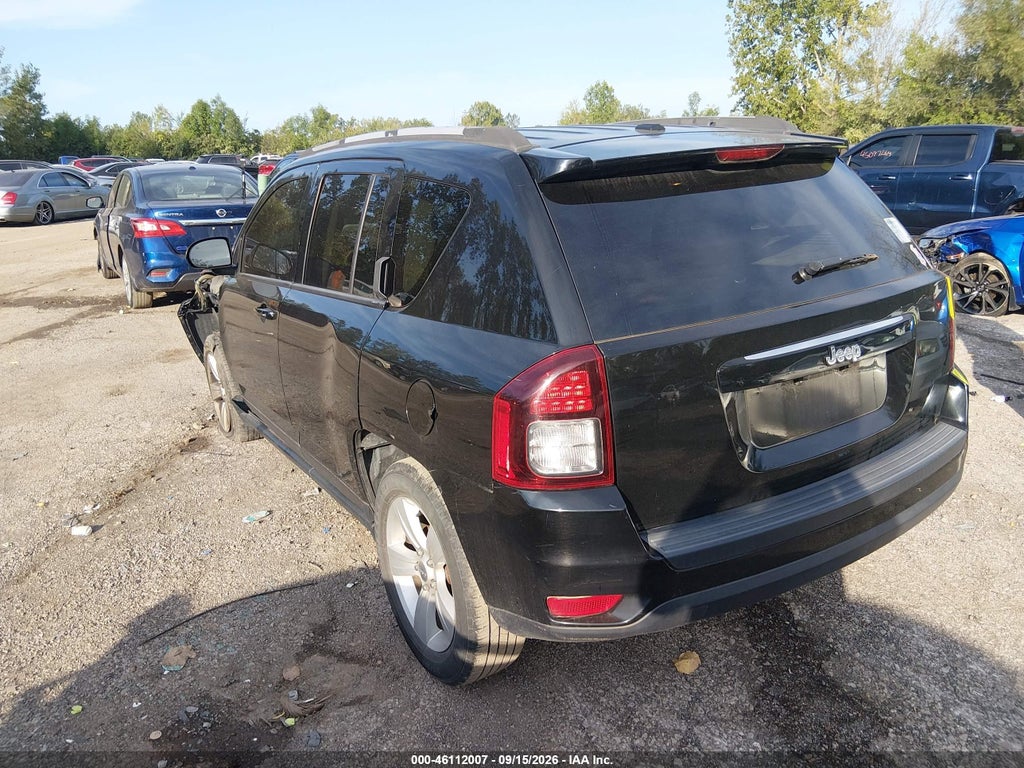 2016 Jeep Compass Sport photo 3