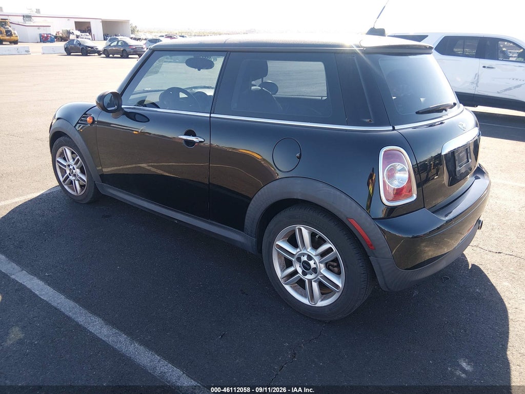 2013 Mini Hardtop Cooper photo 3