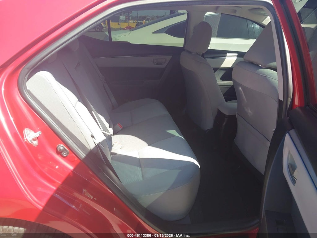 2016 Toyota Corolla LE photo 8
