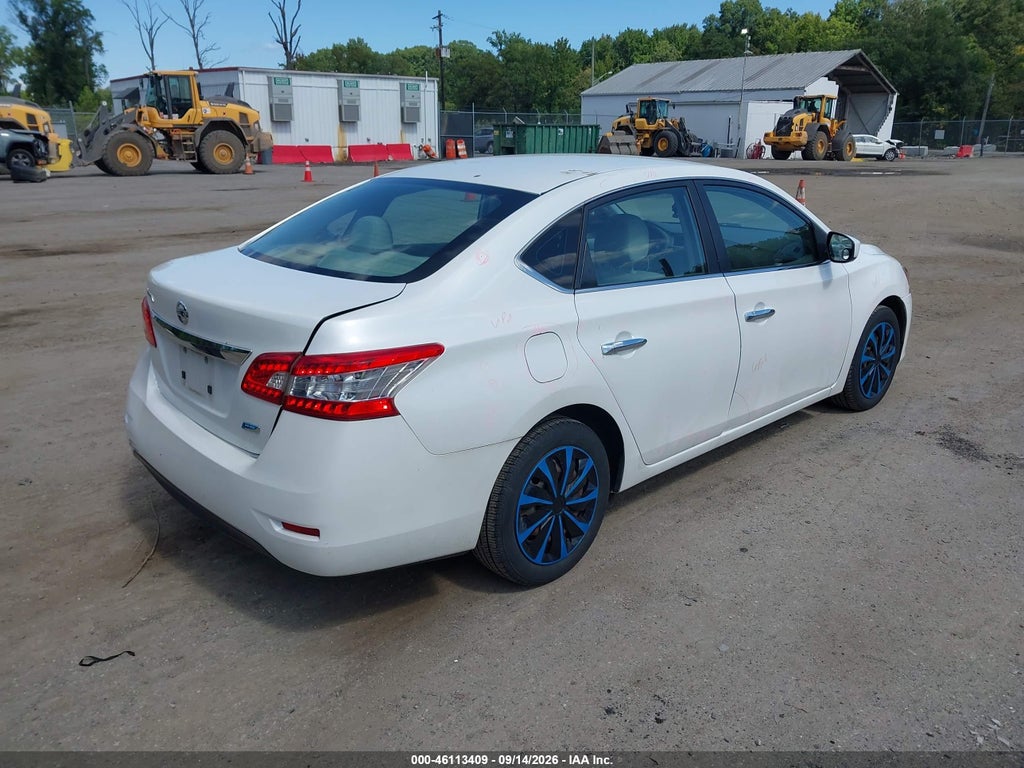 2014 Nissan Sentra S photo 4
