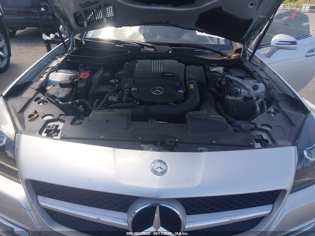 2013 Mercedes-Benz SLK 250 photo 10