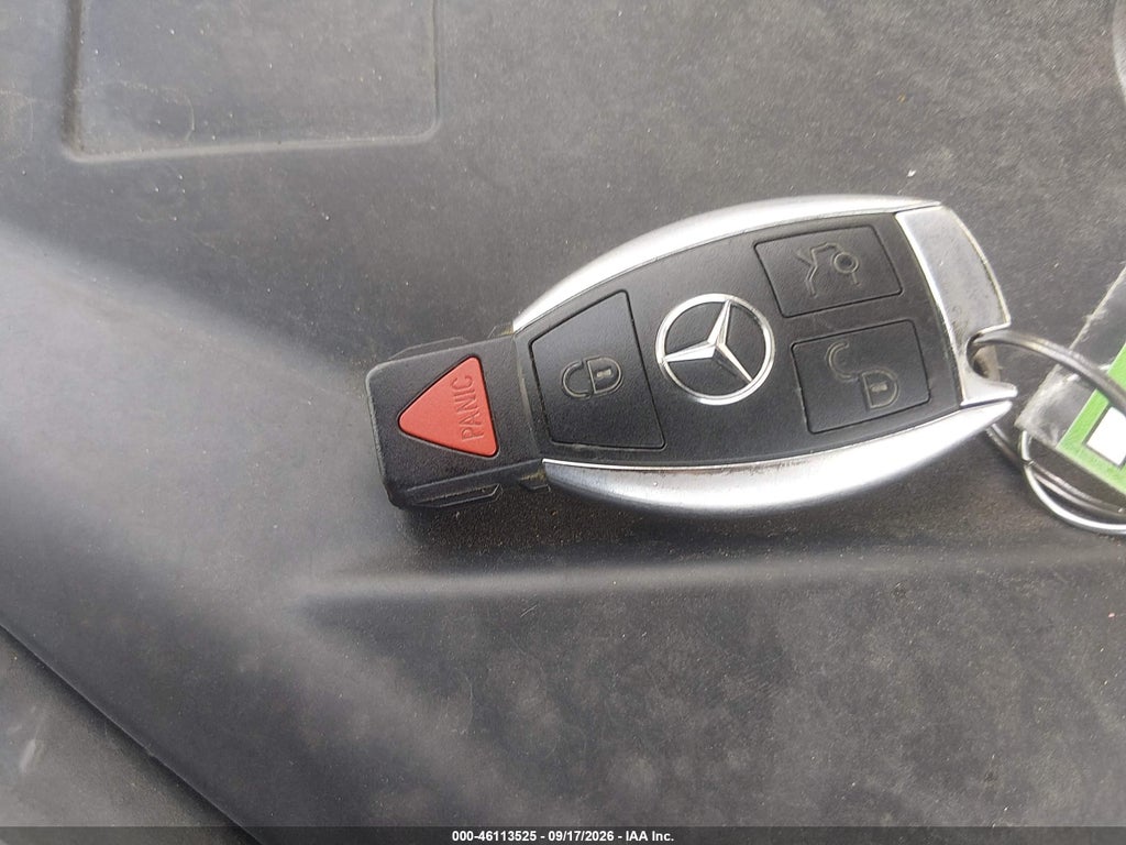 2013 Mercedes-Benz SLK 250 photo 11