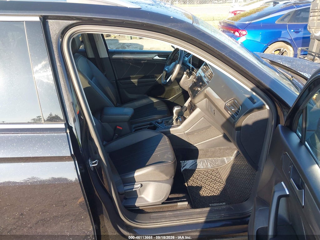 2022 Volkswagen Tiguan 2.0T SE photo 5