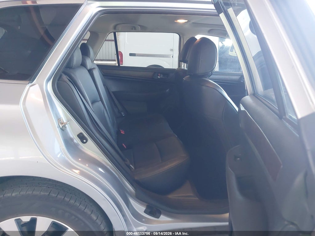 2015 Subaru Outback 2.5I Limited photo 8