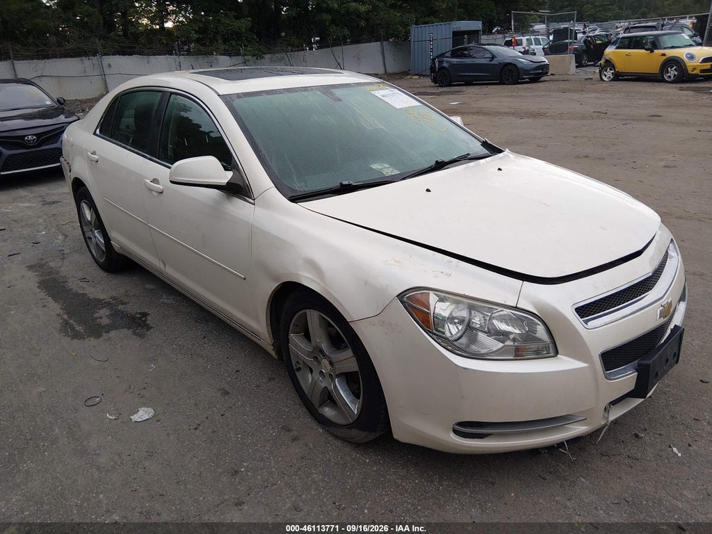 2011 Chevrolet Malibu 2LT photo 1