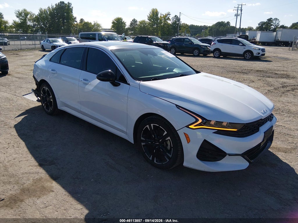 2024 Kia K5 GT-Line photo 1