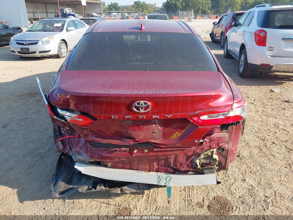 2019 Toyota Camry LE photo 6