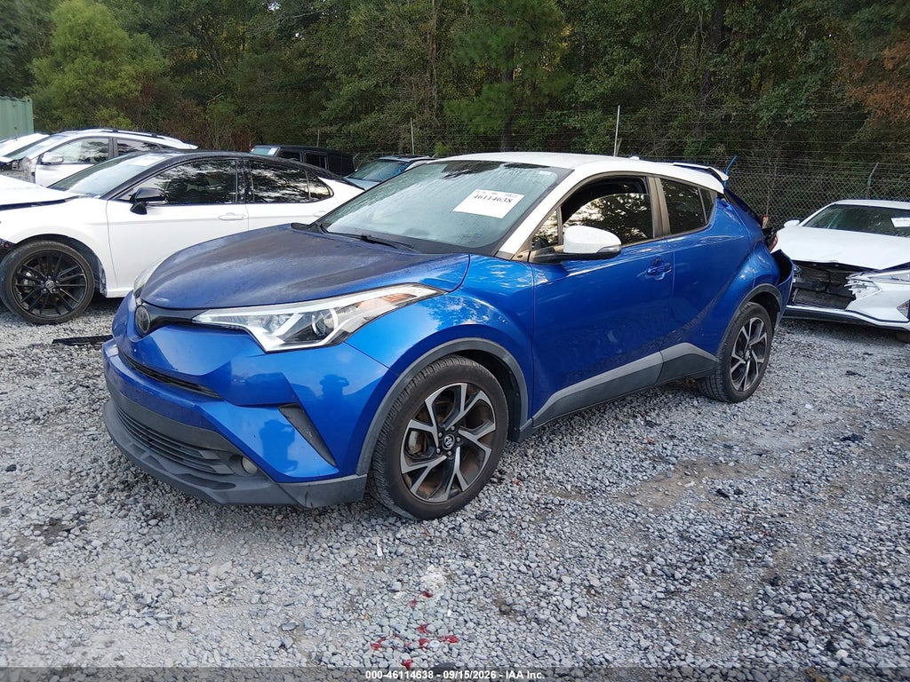 2018 Toyota C-HR XLE Premium photo 2