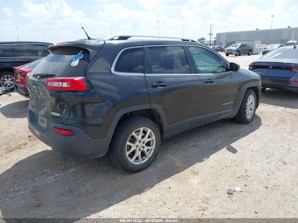2015 Jeep Cherokee Latitude photo 4