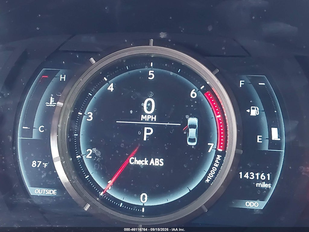 2016 Lexus IS 200T photo 7