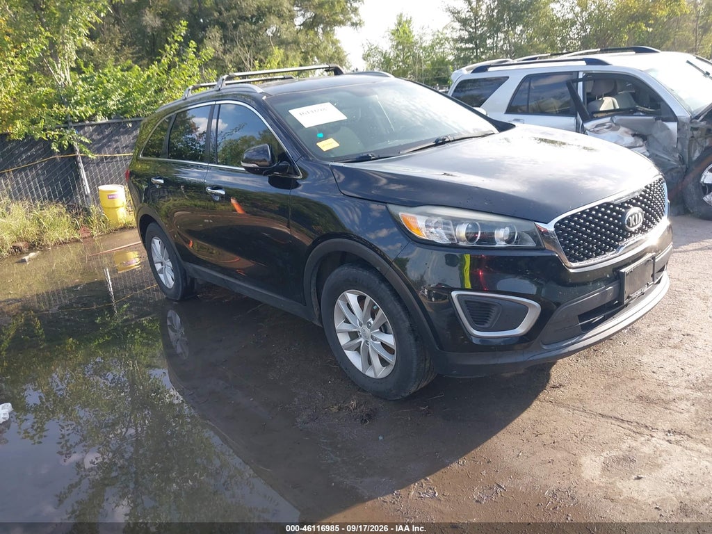 2017 Kia Sorento 2.4L LX photo 1