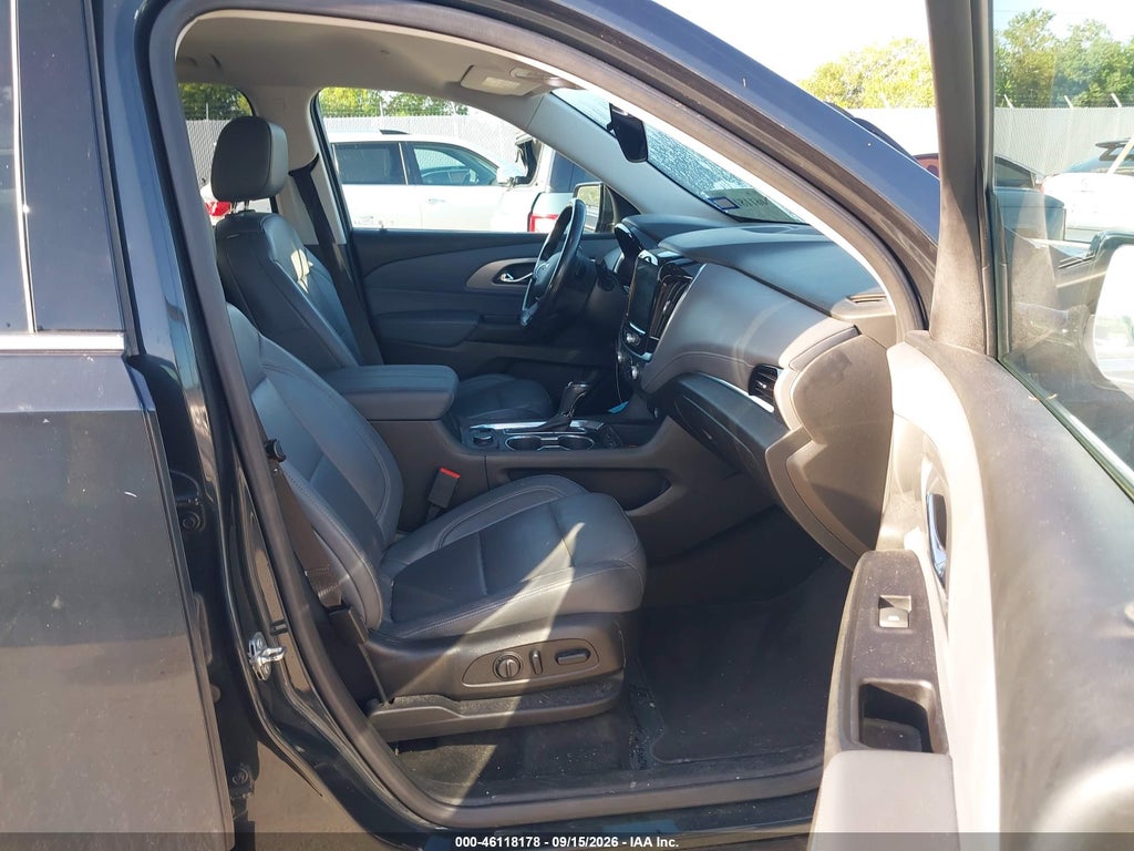 2019 Chevrolet Traverse 3LT photo 5