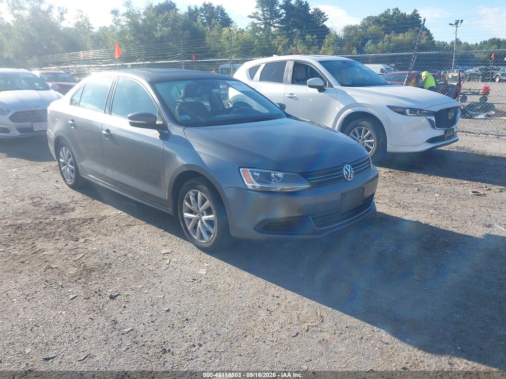 2014 Volkswagen Jetta 1.8T SE photo 1