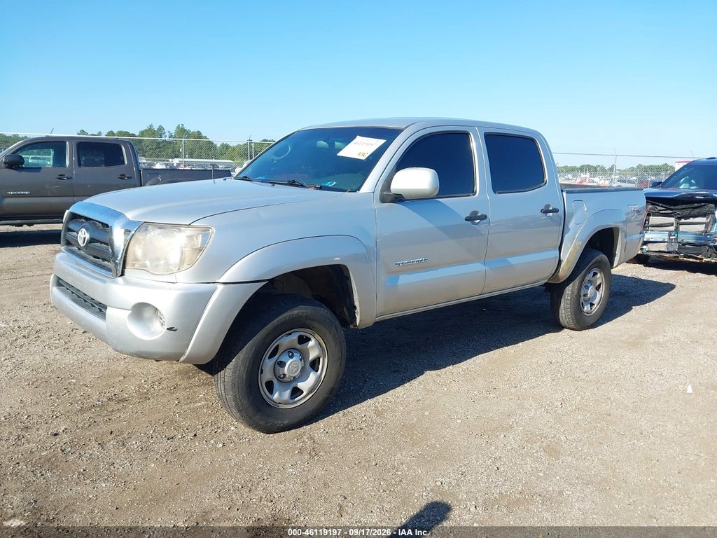 2007 Toyota Tacoma Base V6 photo 2