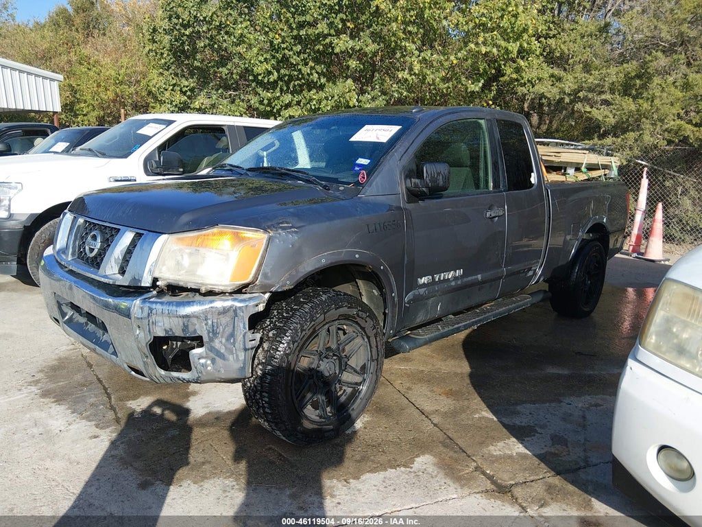 2015 Nissan Titan SV photo 2