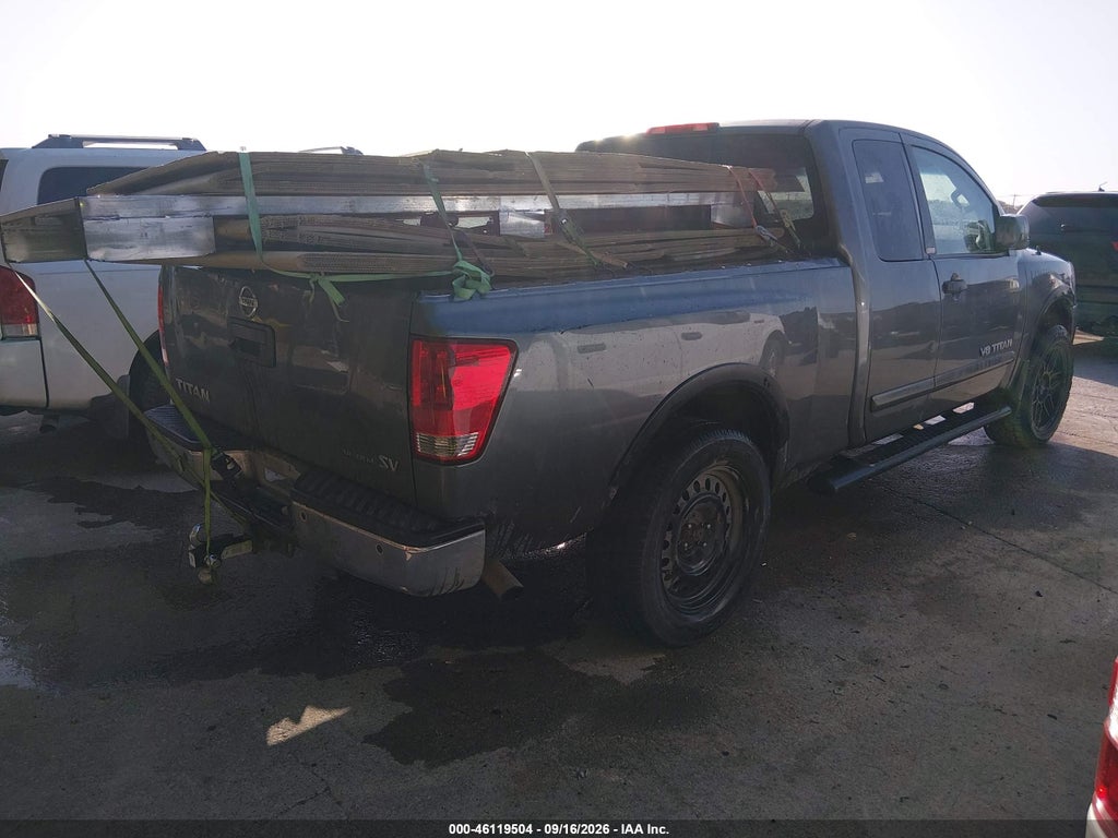 2015 Nissan Titan SV photo 4