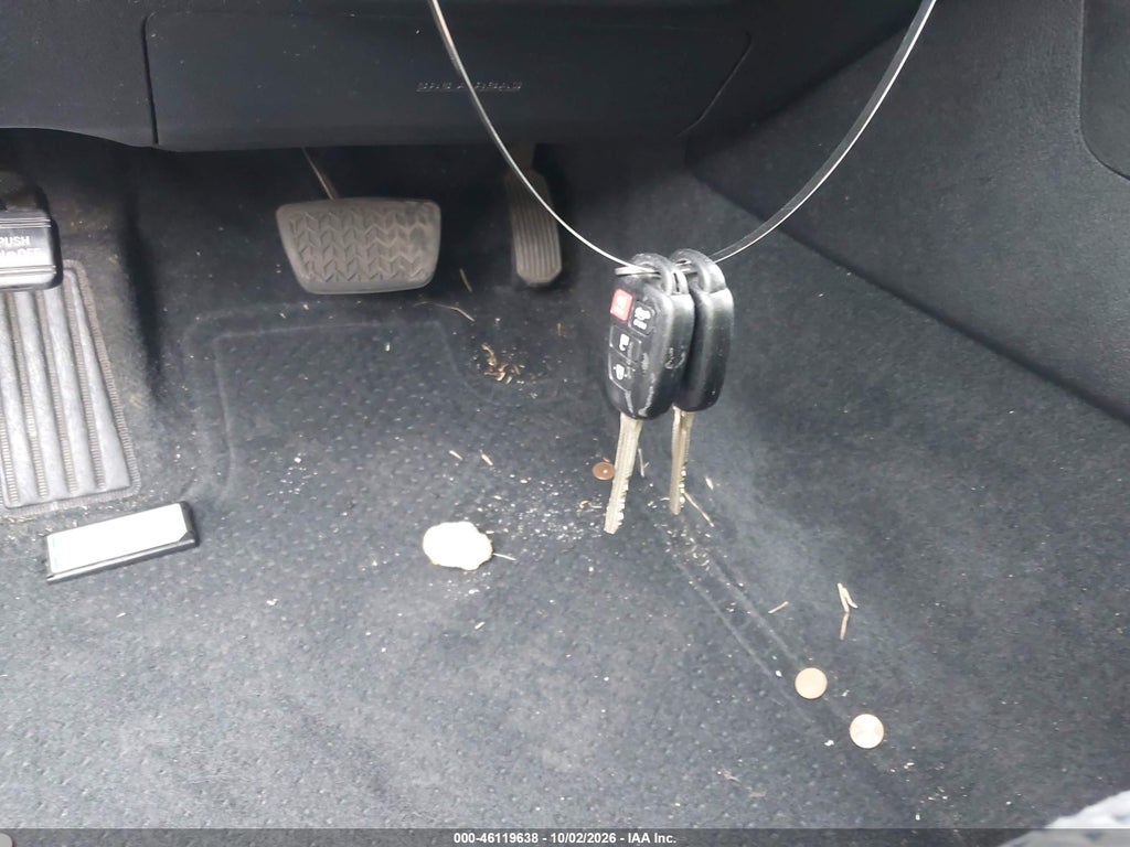 2013 Toyota Camry SE photo 11