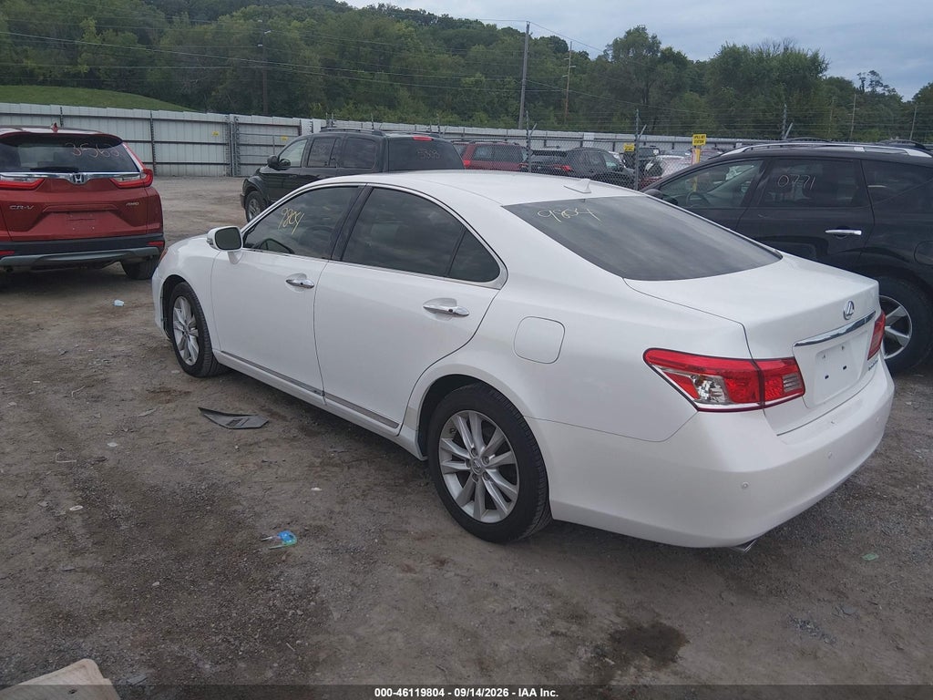 2011 Lexus ES 350 photo 3