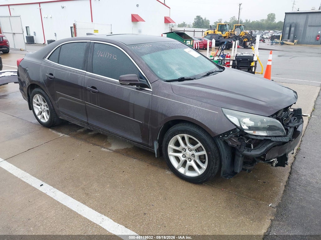 2015 Chevrolet Malibu 1LT photo 1